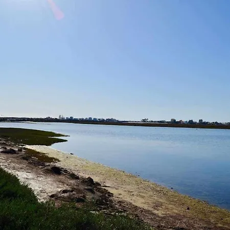 Cozy Near Airport And * Distrito de Faro